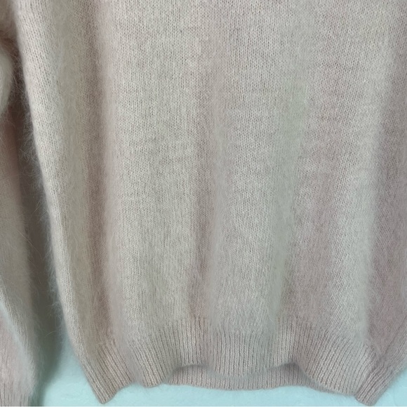 Vintage Talbots Soft Pink Angora Rabbit Hair Blend Pullover Sweater Small P - Picture 2 of 10